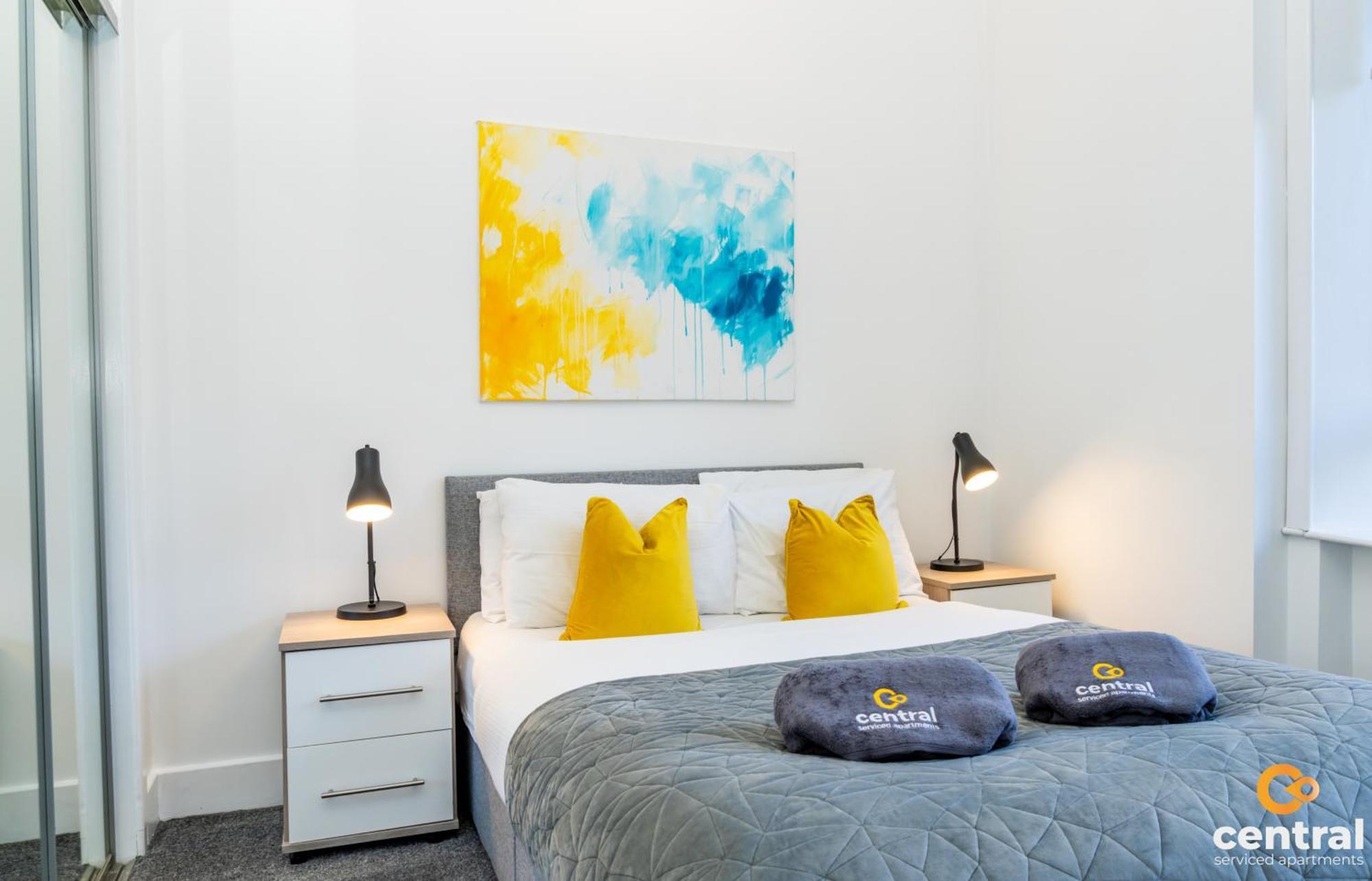Central Serviced Apartments - 2 Bedroom - Free Street Parking - Fast Wifi - Smart Tvs In All Rooms - Ground Level - Family Neighbourhood - 3 X Double Beds - Heating 24-7 - Trade Stays - Weekly & Monthly Offers Dundee Exteriér fotografie